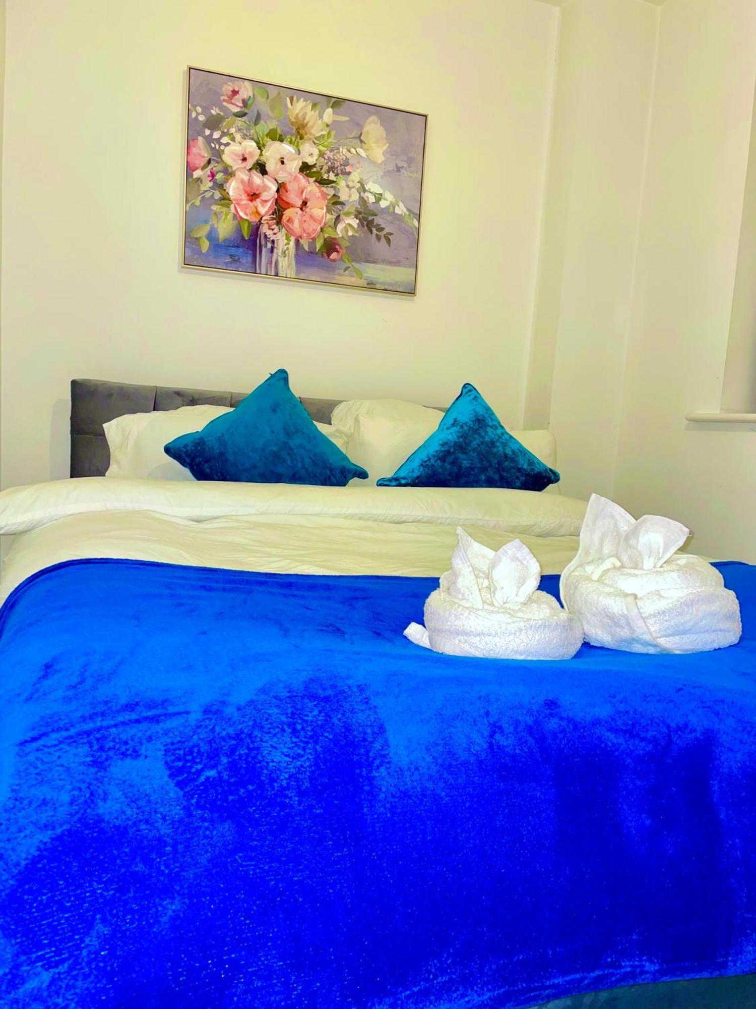 Apartamento Centre- Long Stay, Homey 2 Bed Apartment- Contractors, Working Professionals, Families & Relocators *