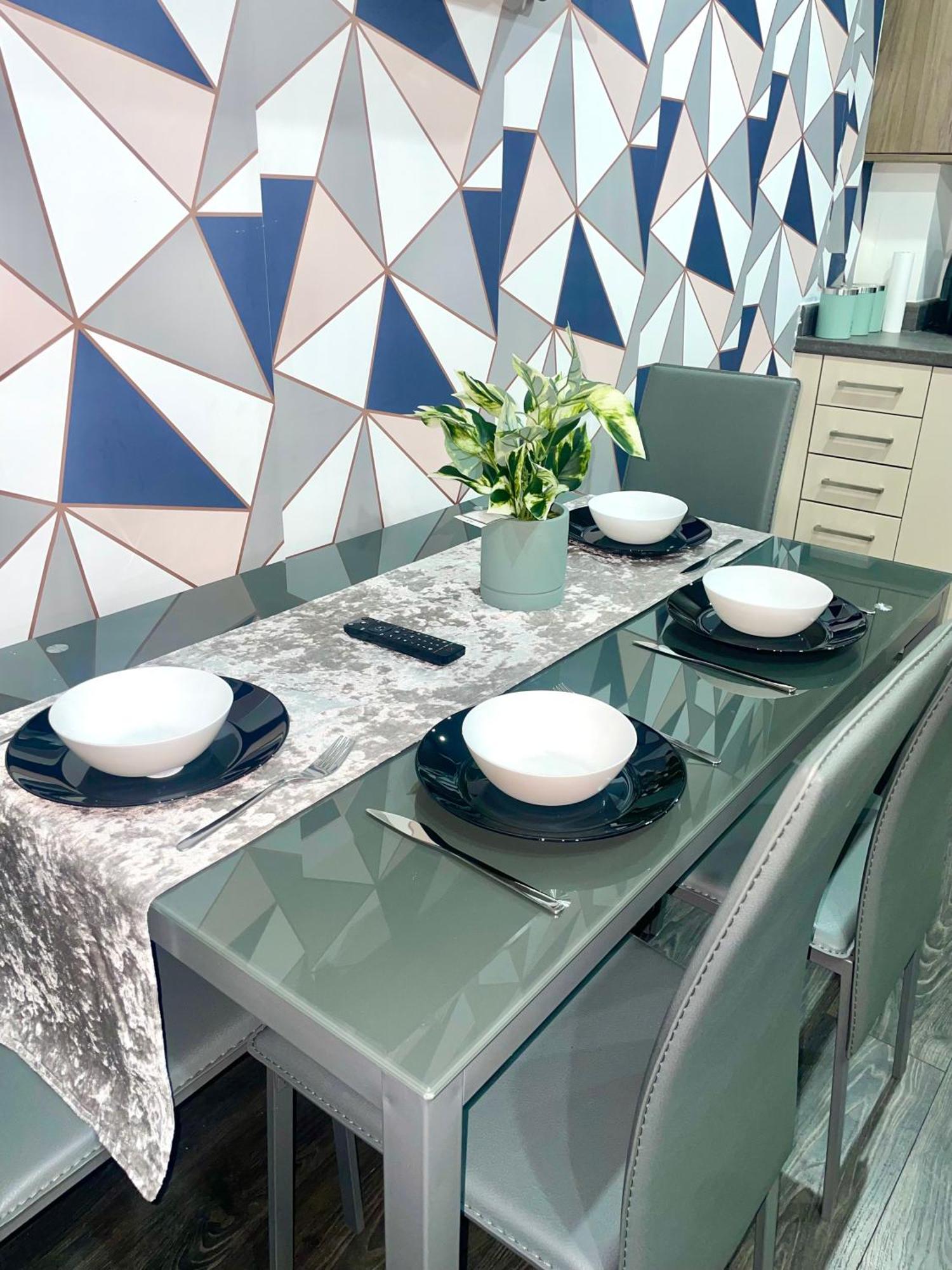 Centre- Long Stay, Homey 2 Bed Apartment- Contractors, Working Professionals, Families & Relocators Apartamento Birmingham